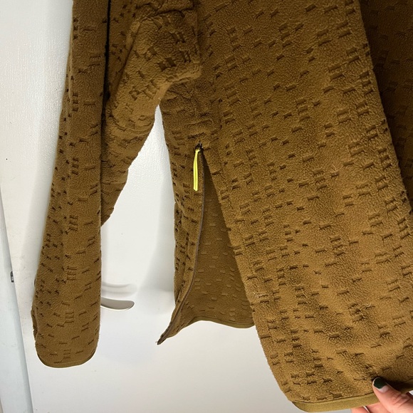 Lululemon LAB micro fleece pullover w/ side zip, size 12 - Picture 6 of 6